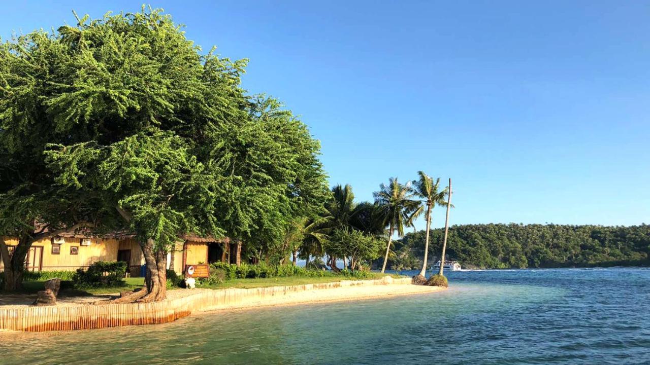 Fridays Puerto Galera Hotel Exterior foto